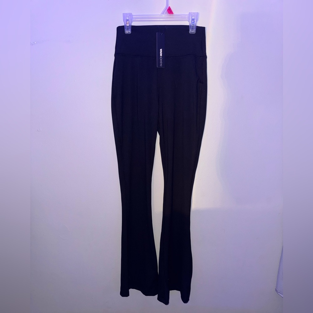 BNWT, Fashion Nova, black flared leggings, size medium